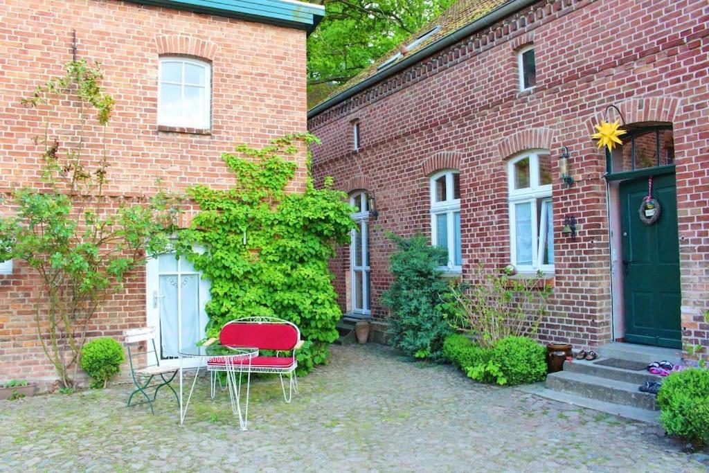 Romantische Ferienwohnung Unter Den Linden Buchholz  Exterior foto